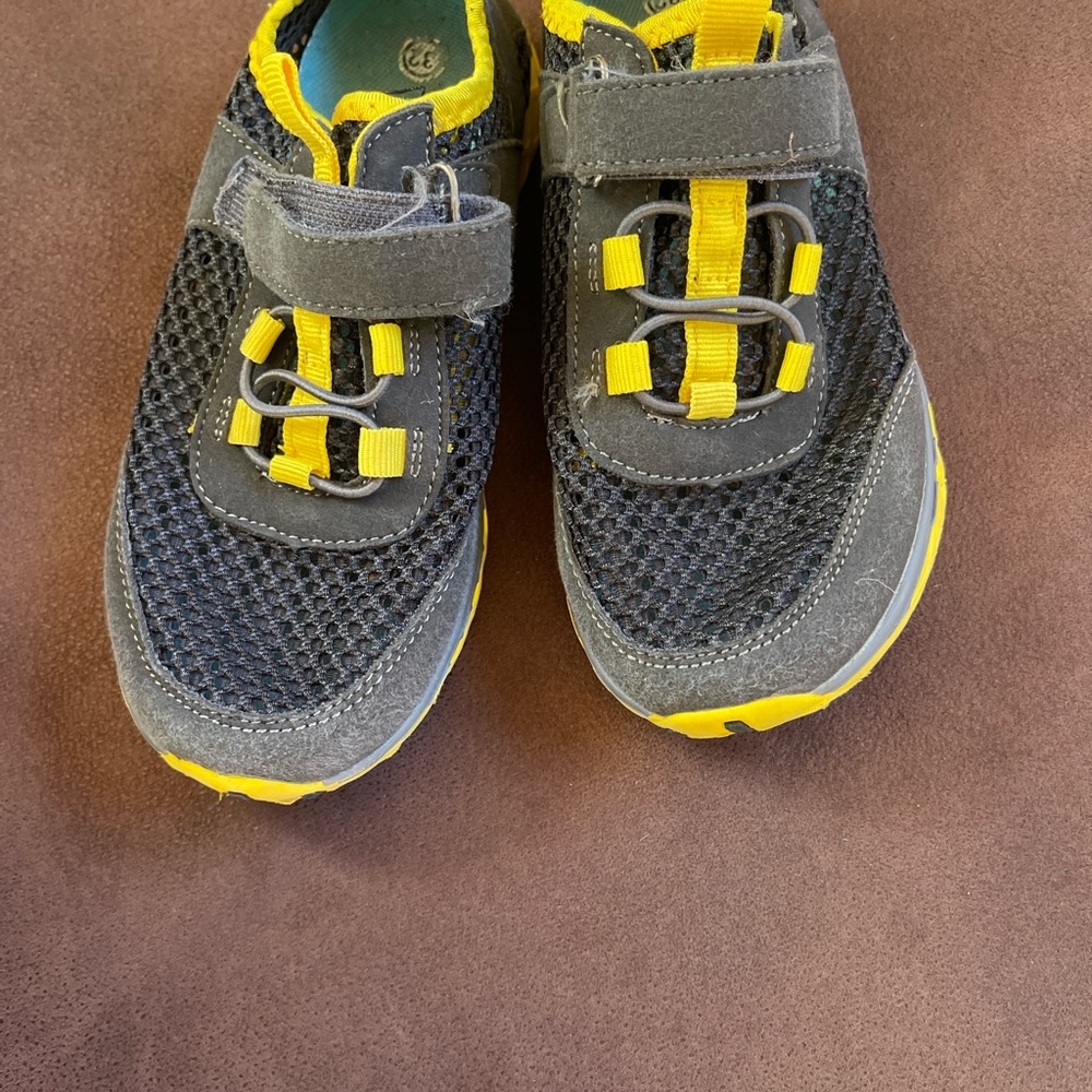 CIOR Kids Sneakers Boys Girls Lightweight Sport Shoes for Running Walking Water